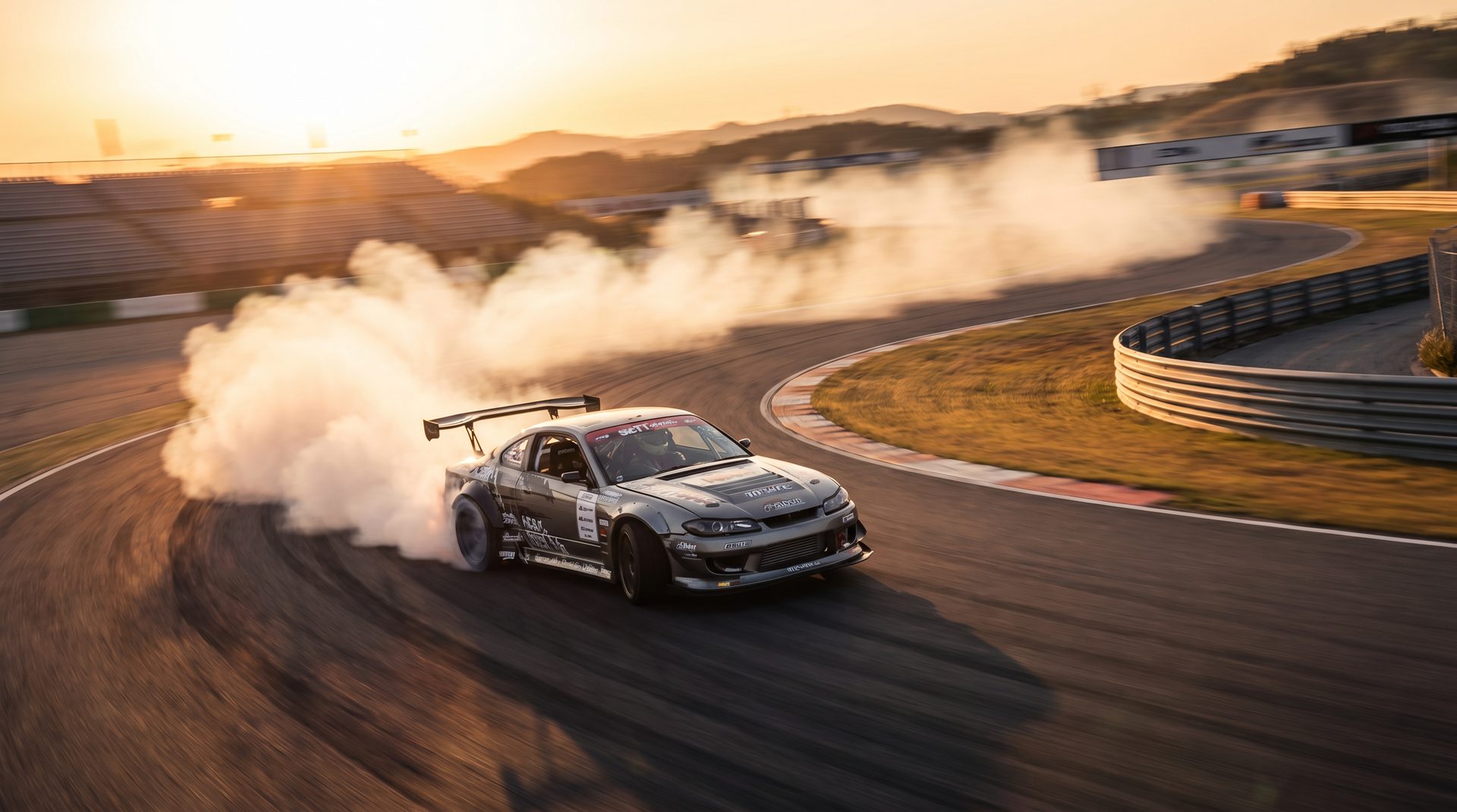 陈美娇赛道视频